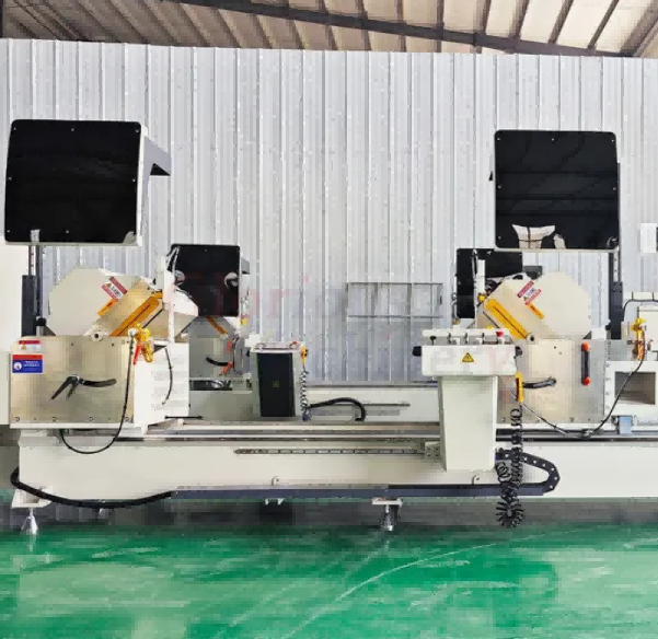 550 CNC Micro-Toleransi Internal Swivel Miter Saw