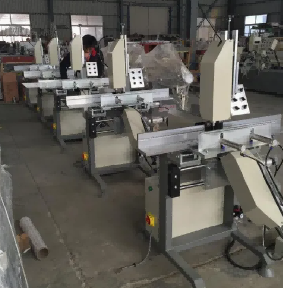 Otomatis Single-Kepala PVC Water Slot Milling Machine kanggo UPVC Windows