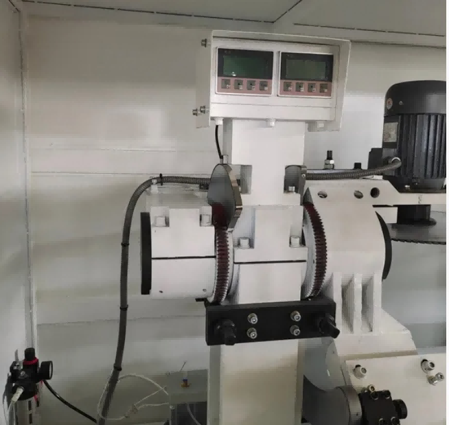 Kanthi otomatis Heavy Duty Curtain Wall Notching Saw