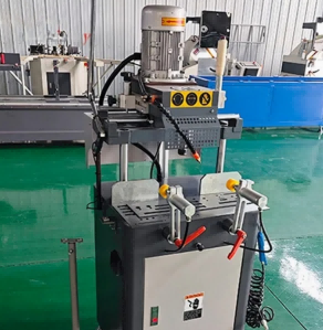 Tugas Berat PVC UPVC Windows High Speed ​​Copy Routing Machine