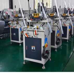 Mesin Routing Salin Kacepetan Tinggi PVC UPVC Windows Dhuwur Presisi
