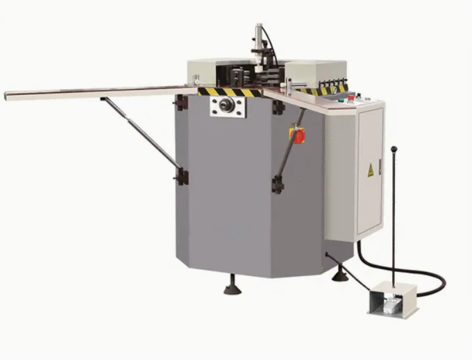 ndustrial Grade 100mm x 3500mm Presisi Tinggi Aluminium Jendela & Pintu Corner Crimper Kepala Tunggal